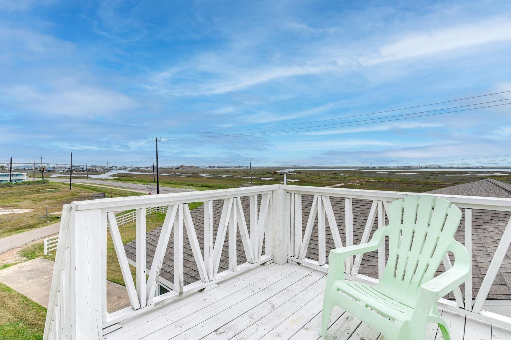 Modern Freeport Home Short Walk To Surfside Beach エクステリア 写真